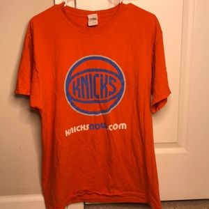 New York Knicks T Shirt Large